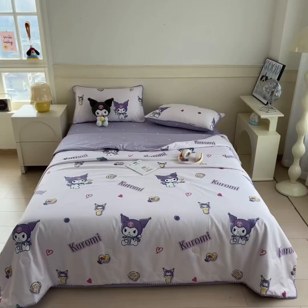 91家纺网 家纺一手货源 找家纺 兄弟坊 2026新款正版授权卡通全棉13370印花夏被夏凉被儿童被 夏被四件套 紫梦库洛米