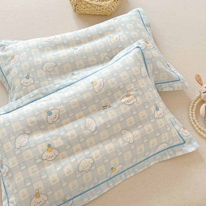 91家纺网 家纺一手货源 找家纺 百寐 2026新款母婴A类双层棉纱枕套婴幼儿卡通宝宝枕套子母信封枕套 樱桃小狗