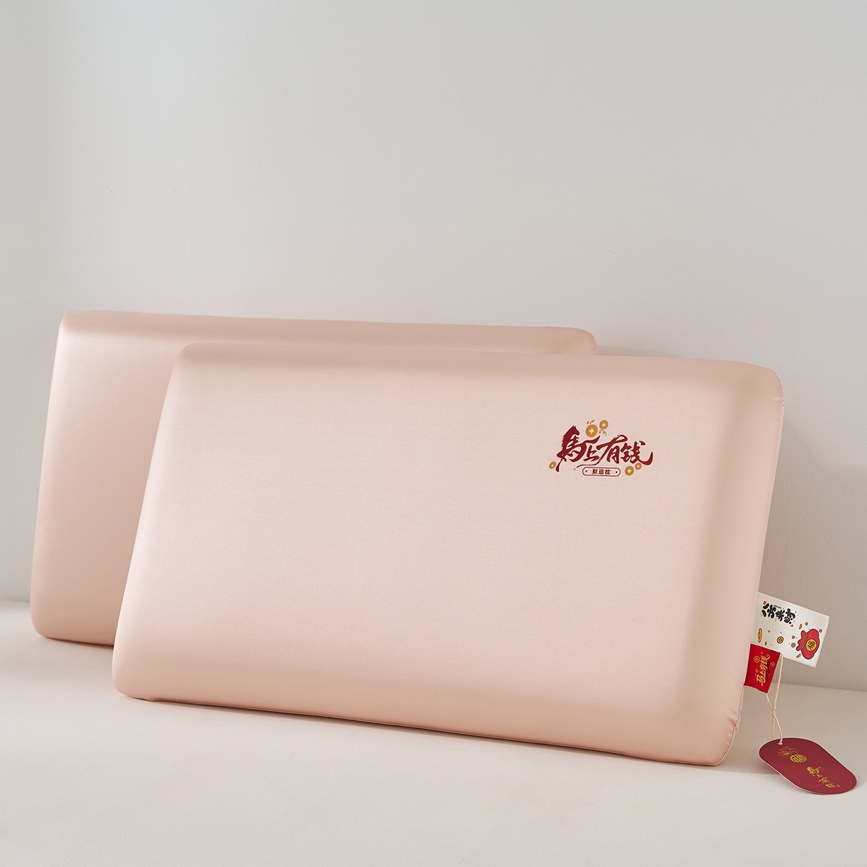 91家纺网 家纺一手货源 找家纺 乐可 2026新款马上有钱财运枕枕头枕芯 马上有钱财运枕-粉