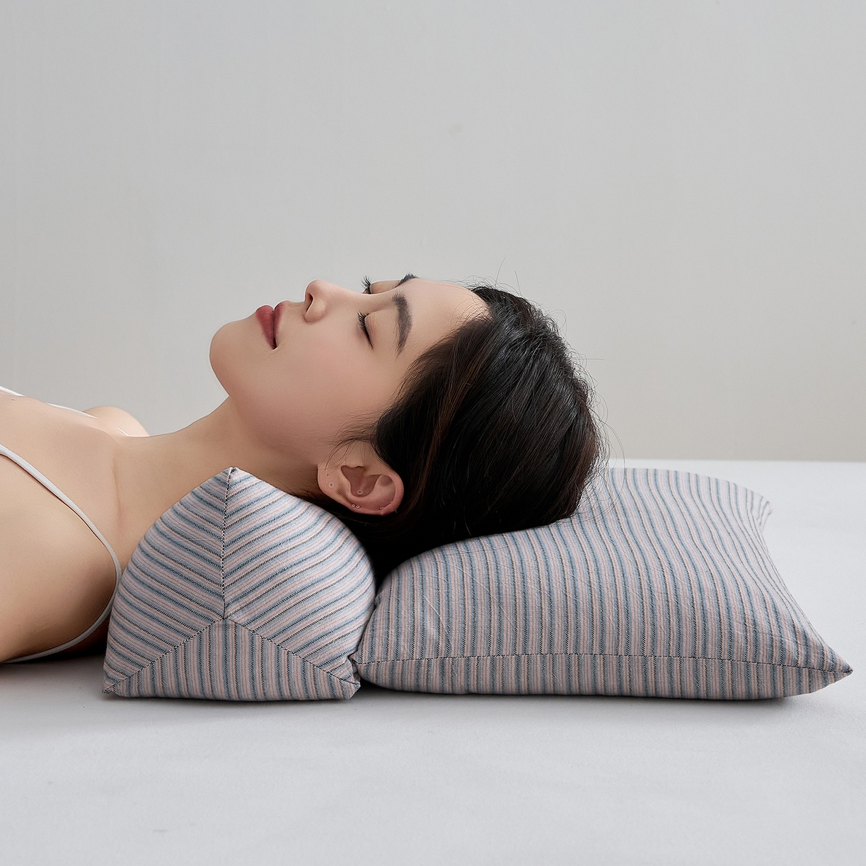 91家纺网 家纺一手货源 找家纺 （总）乐可 2026新款条纹生态荞麦组合枕枕头枕芯