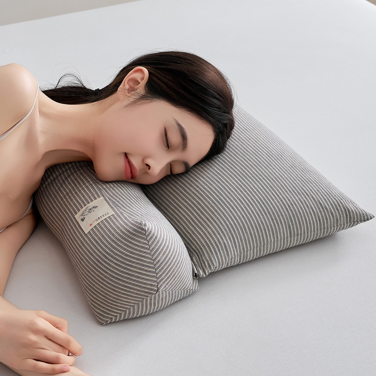 91家纺网 家纺一手货源 找家纺 乐可 2026新款条纹生态荞麦组合枕枕头枕芯 生态组合枕-杏仁