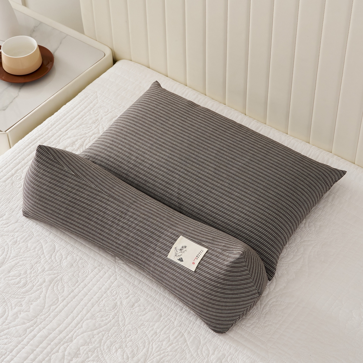91家纺网 家纺一手货源 找家纺 乐可 2026新款条纹生态荞麦组合枕枕头枕芯 生态组合枕-深灰