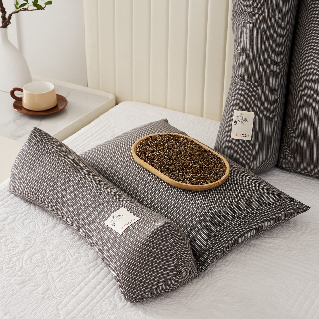 91家纺网 家纺一手货源 找家纺 乐可 2026新款条纹生态荞麦组合枕枕头枕芯 生态组合枕-深灰