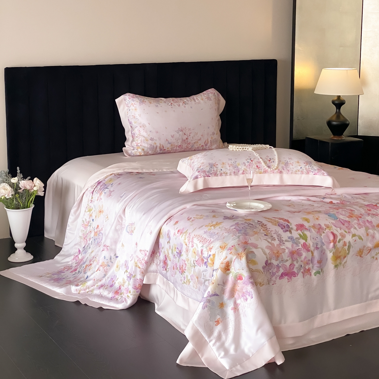 91家纺网 家纺一手货源 找家纺 云栖家居 2026新款60天丝数码印花夏被四件套-绮梦花间 绮梦花涧-粉