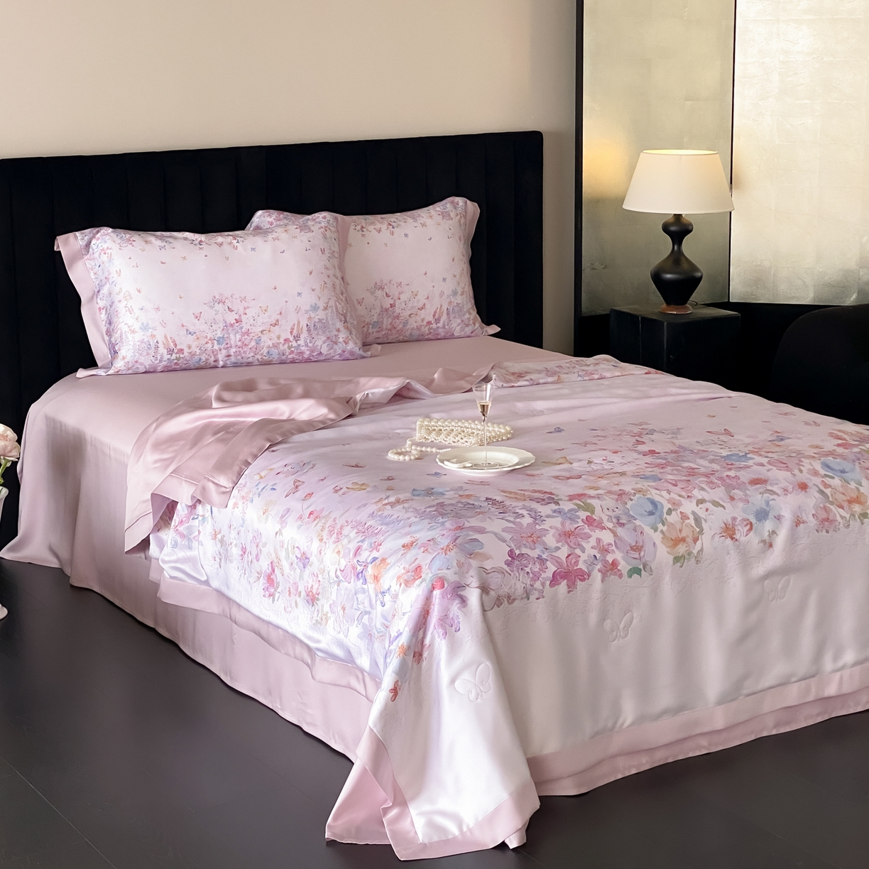 91家纺网 家纺一手货源 找家纺 云栖家居 2026新款60天丝数码印花夏被四件套-绮梦花间 绮梦花涧-紫