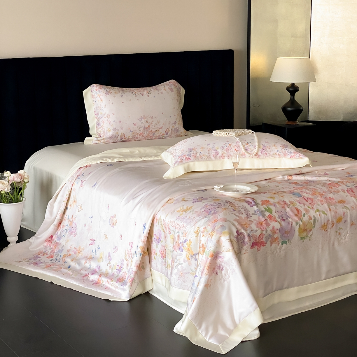 91家纺网 家纺一手货源 找家纺 云栖家居 2026新款60天丝数码印花夏被四件套-绮梦花间 绮梦花涧-香槟