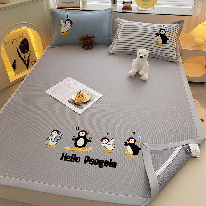 91家纺网 家纺一手货源 找家纺 炫拼家纺 2026新款A类满天星凉豆豆卡通毛巾绣大包边复合凉席 快乐旅行