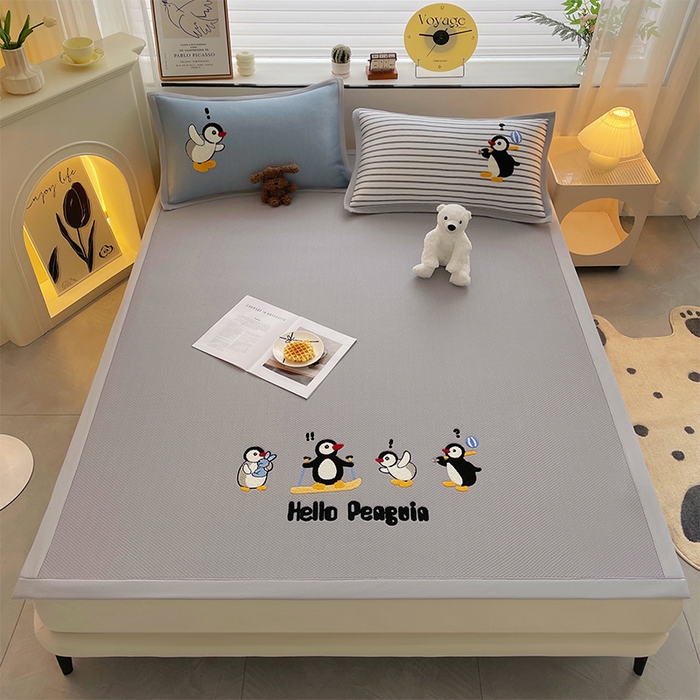 91家纺网 家纺一手货源 找家纺 炫拼家纺 2026新款A类满天星凉豆豆卡通毛巾绣大包边复合凉席 快乐旅行