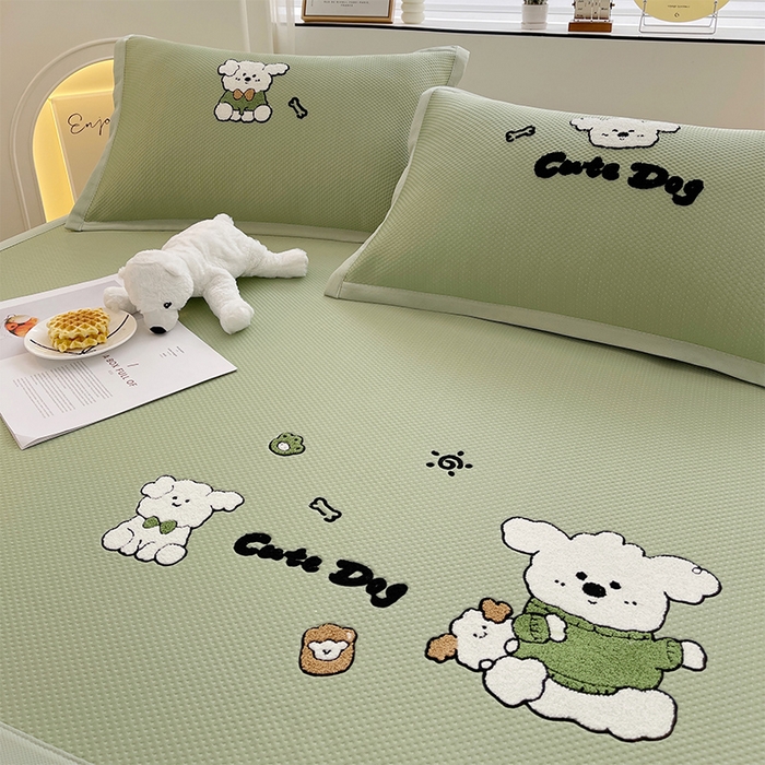 91家纺网 家纺一手货源 找家纺 炫拼家纺 2026新款A类满天星凉豆豆卡通毛巾绣大包边复合凉席 泡芙狗