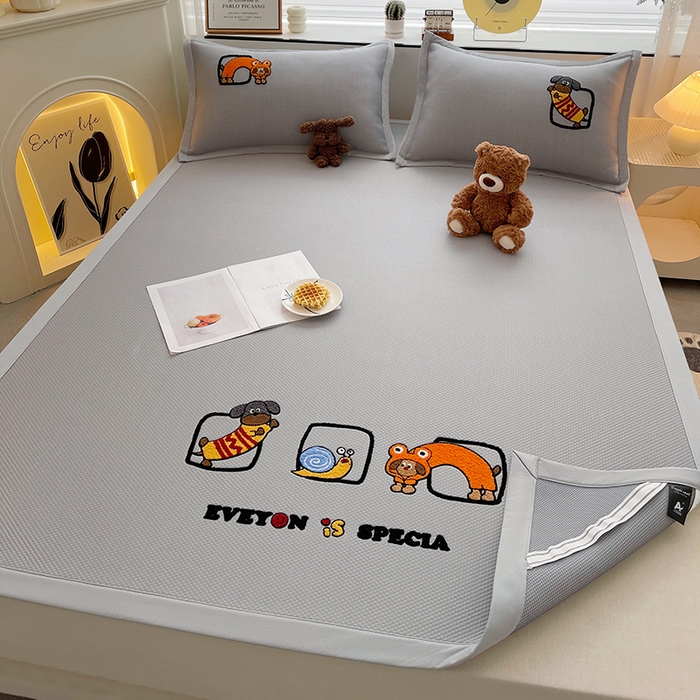 91家纺网 家纺一手货源 找家纺 炫拼家纺 2026新款A类满天星凉豆豆卡通毛巾绣大包边复合凉席 淘气汪汪-灰