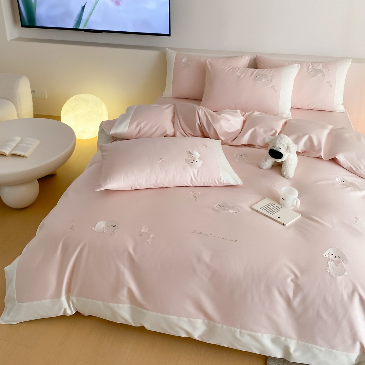 91家纺网 家纺一手货源 找家纺 （总）云栖家居 2026新款50支长绒棉拼角卡通纯棉刺绣-小萌兔