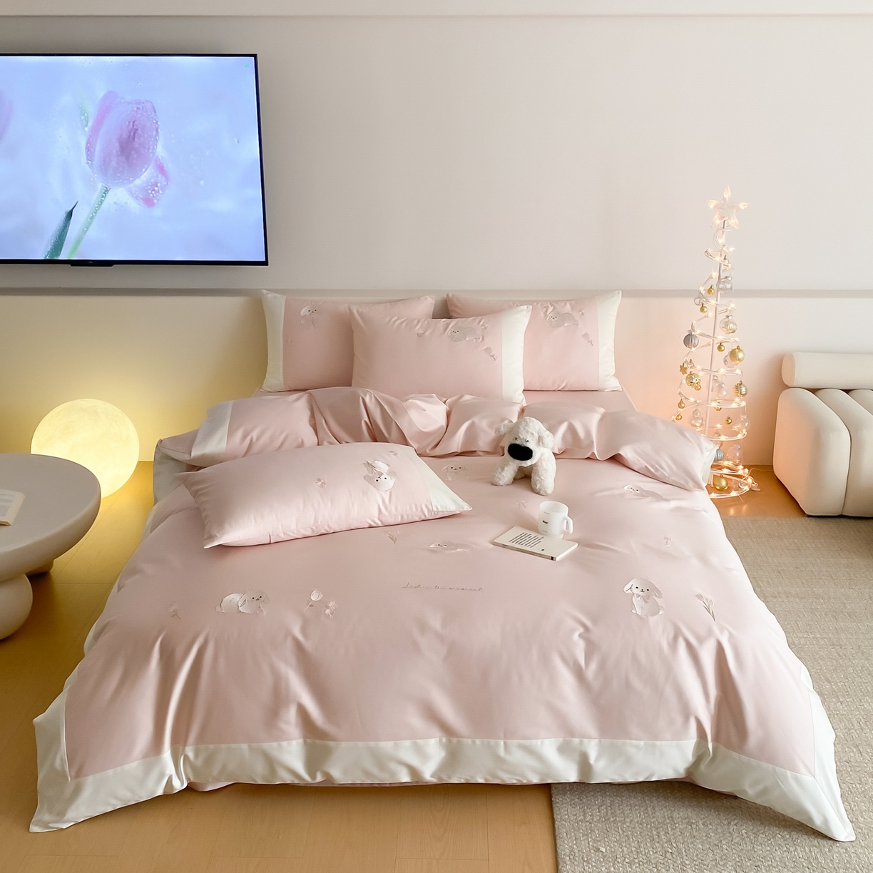 91家纺网 家纺一手货源 找家纺 云栖家居 2026新款50支长绒棉拼角卡通纯棉刺绣-小萌兔 小萌兔-粉