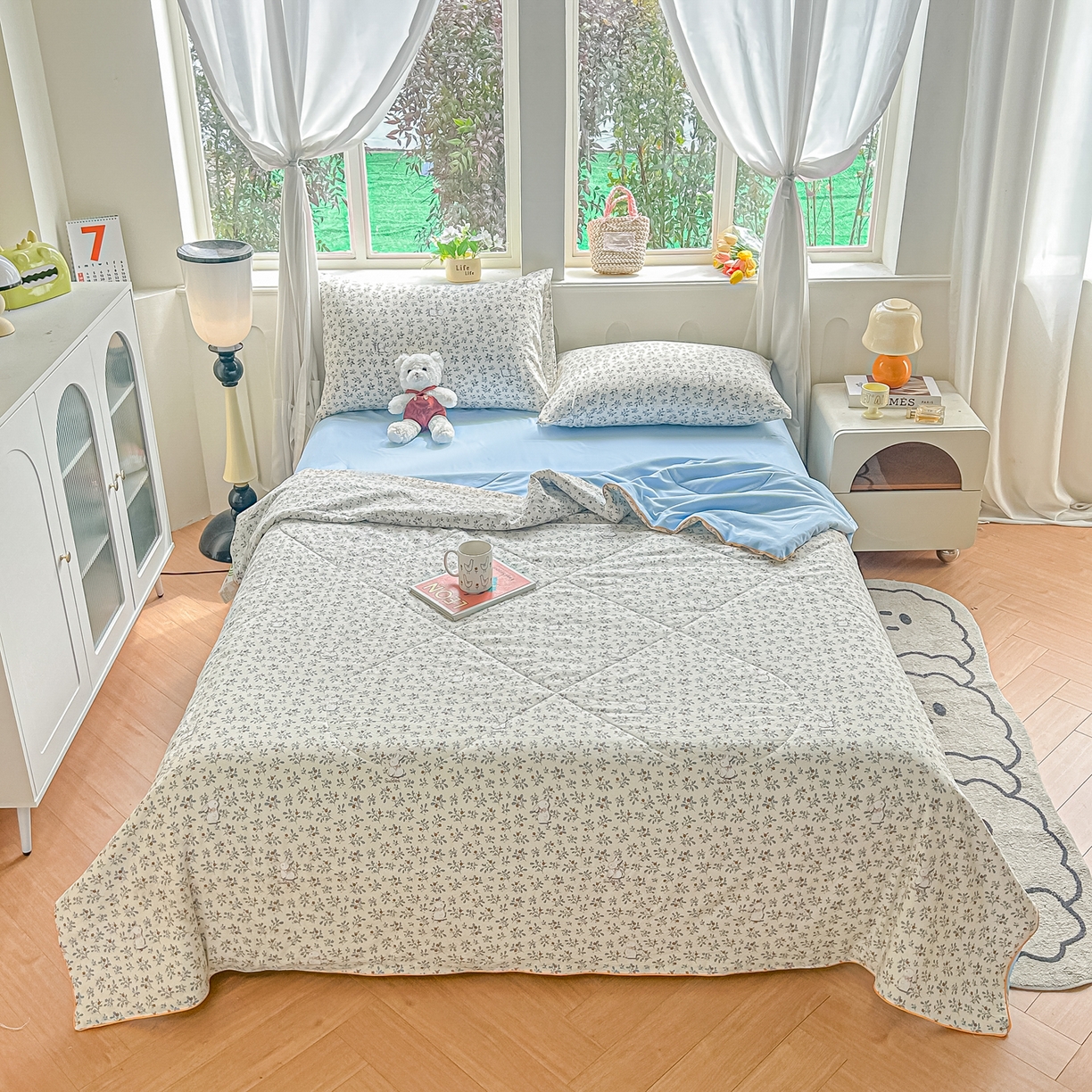 91家纺网 家纺一手货源 找家纺 富艺隆 2026新款A类水洗棉双层纱夏被空调被 皱皱纱夏凉被 安妮的兔