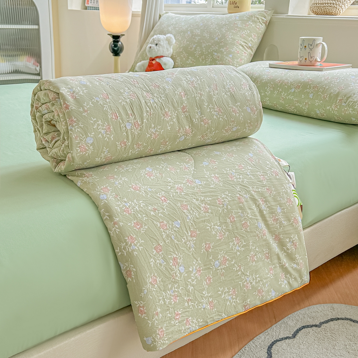 91家纺网 家纺一手货源 找家纺 富艺隆 2026新款A类水洗棉双层纱夏被空调被 皱皱纱夏凉被 春江雾