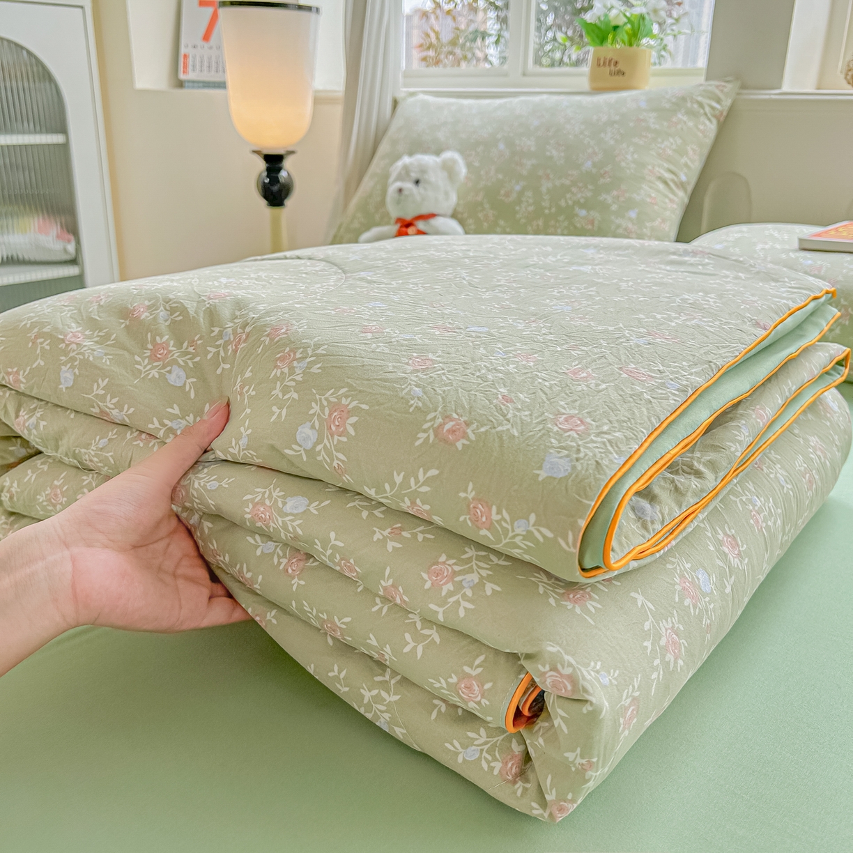 91家纺网 家纺一手货源 找家纺 富艺隆 2026新款A类水洗棉双层纱夏被空调被 皱皱纱夏凉被 春江雾