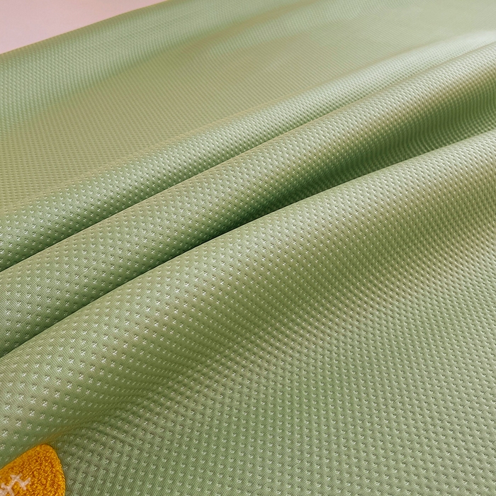 91家纺网 家纺一手货源 找家纺 炫拼家纺 2026新款A类满天星凉豆豆卡通毛巾绣大包边复合凉席 顽皮猫咪