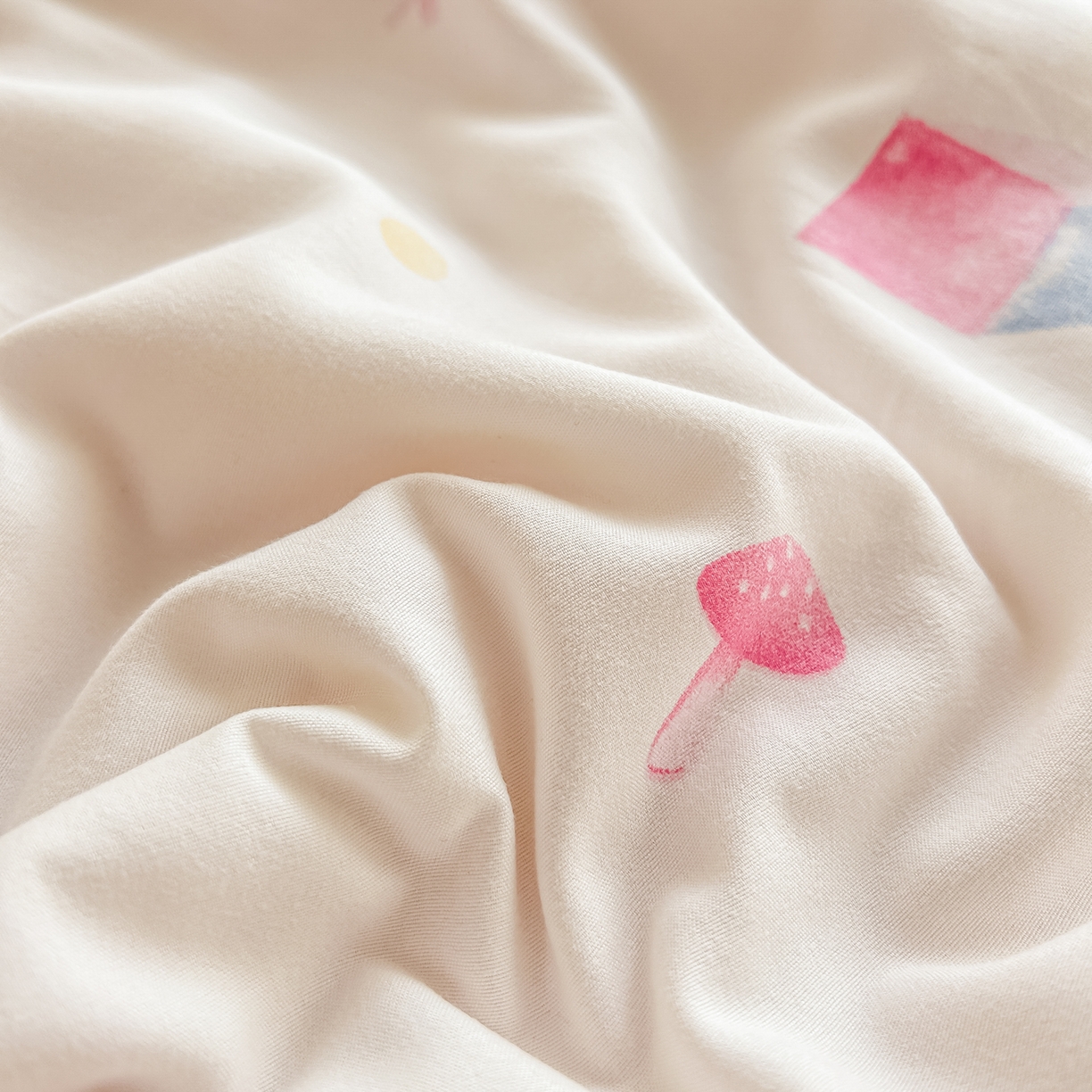 91家纺网 家纺一手货源 找家纺 富艺隆 2026新款A类水洗棉双层纱夏被空调被 皱皱纱夏凉被 儿童乐园