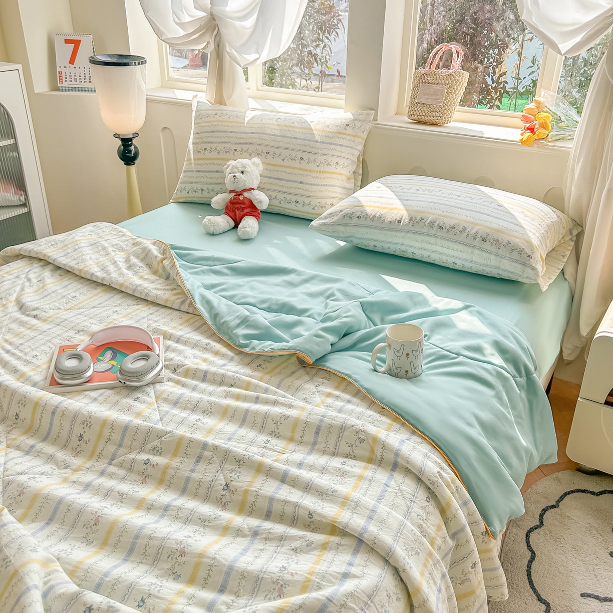 91家纺网 家纺一手货源 找家纺 富艺隆 2026新款A类水洗棉双层纱夏被空调被 皱皱纱夏凉被 二期情诗