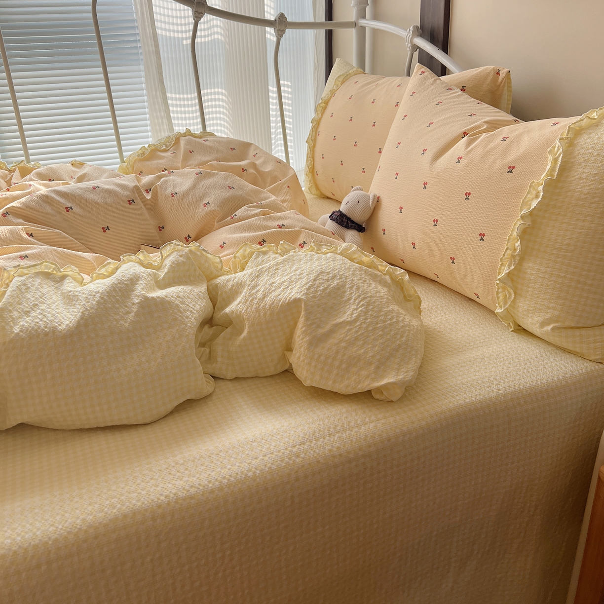 91家纺网 家纺一手货源 找家纺 （总）繁花家居 2026殷桃晚风甜梦系列少女心拼接工艺四件套