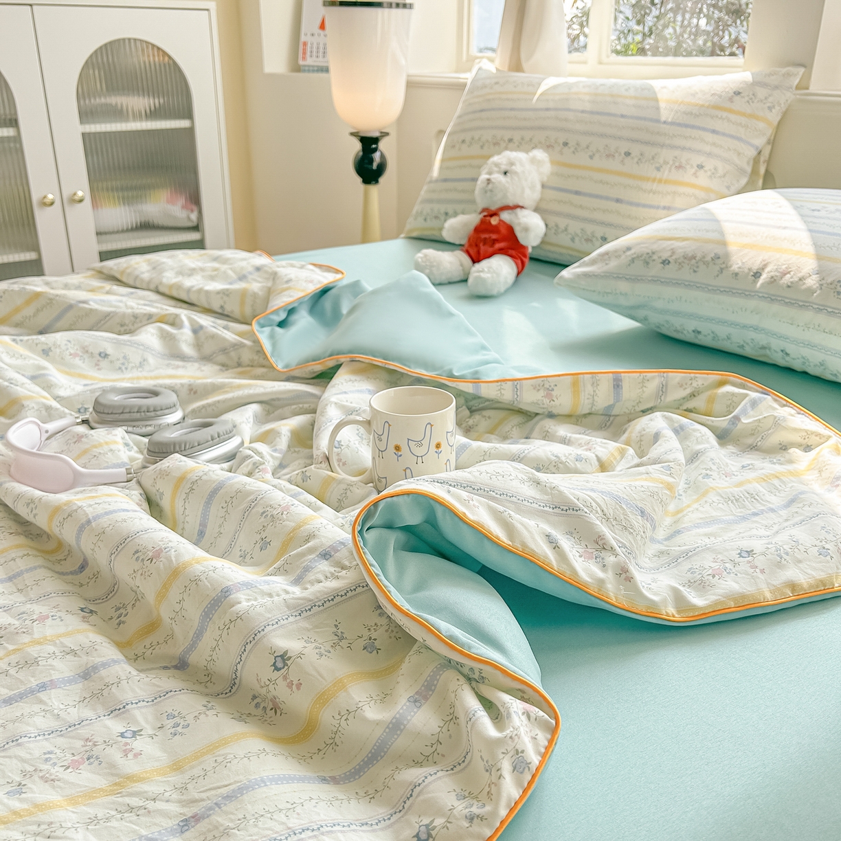 91家纺网 家纺一手货源 找家纺 富艺隆 2026新款A类水洗棉双层纱夏被空调被 皱皱纱夏凉被 二期情诗