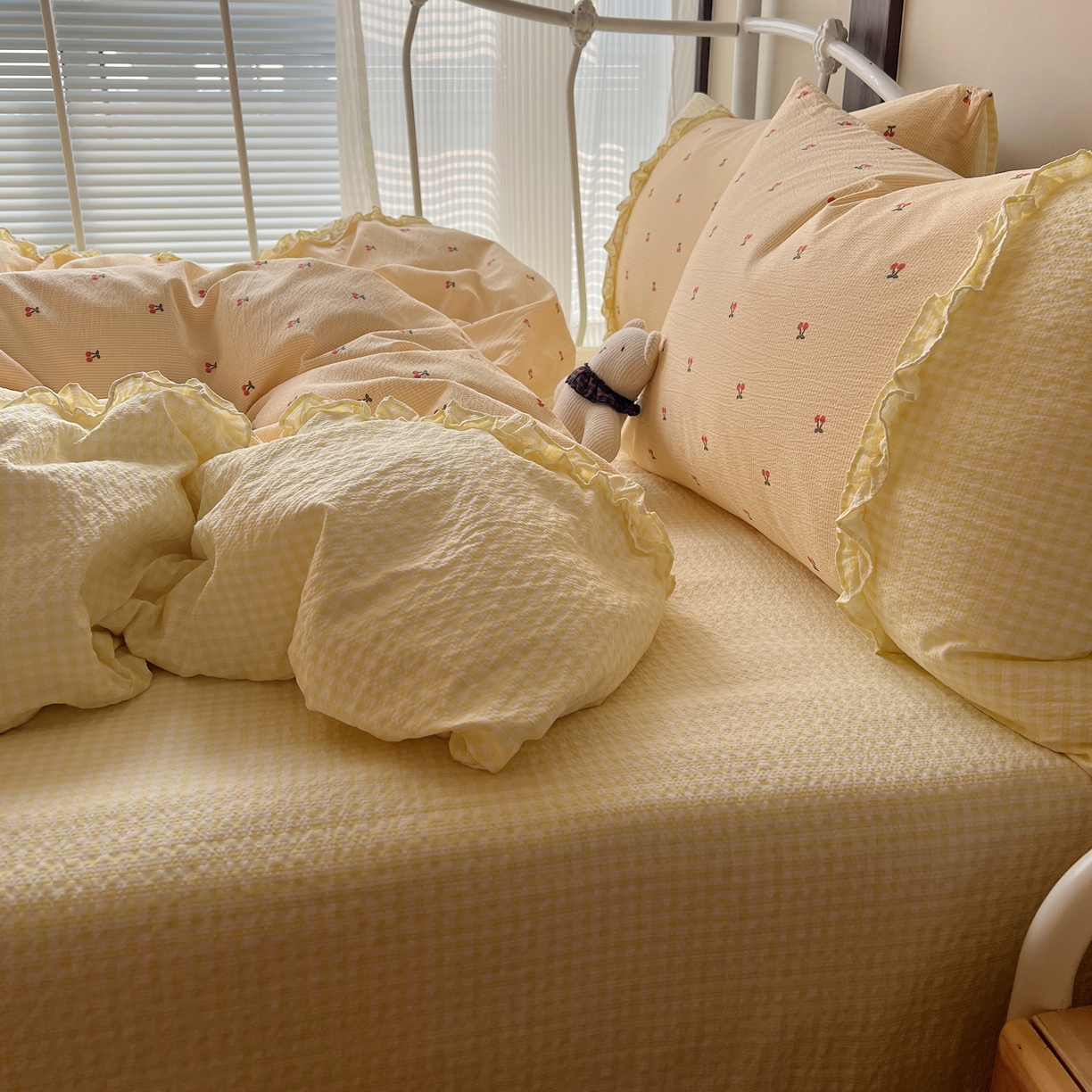 91家纺网 家纺一手货源 找家纺 （总）繁花家居 2026殷桃晚风甜梦系列少女心拼接工艺四件套