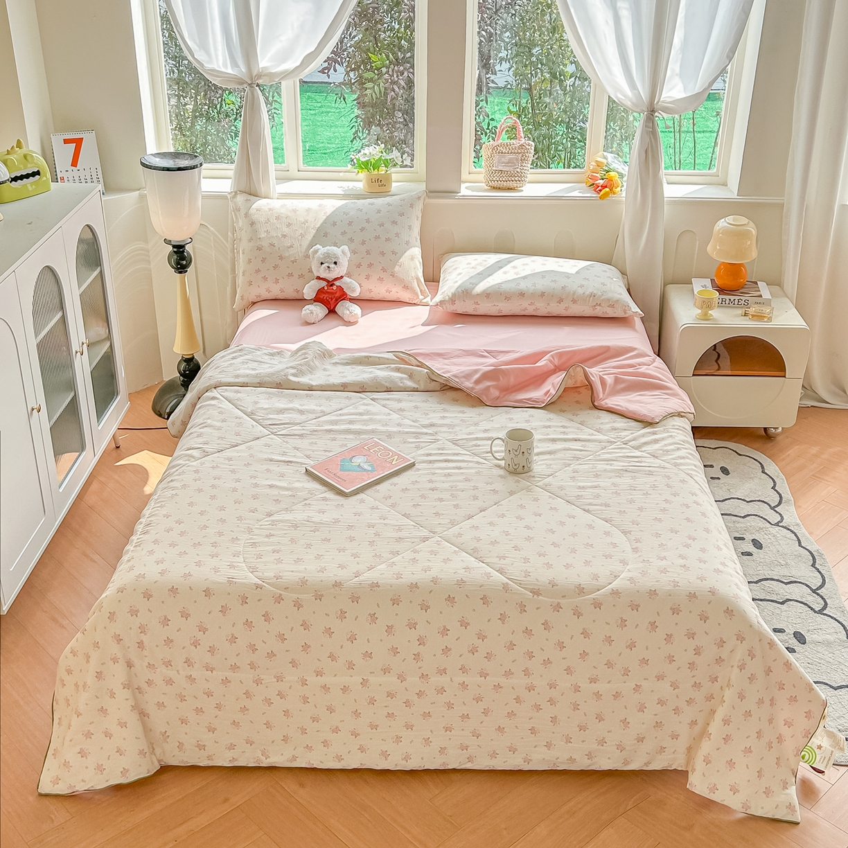 91家纺网 家纺一手货源 找家纺 富艺隆 2026新款A类水洗棉双层纱夏被空调被 皱皱纱夏凉被 槐夏风情