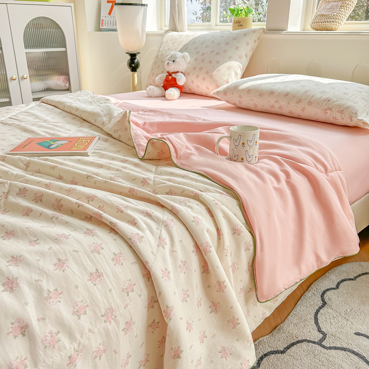 91家纺网 家纺一手货源 找家纺 富艺隆 2026新款A类水洗棉双层纱夏被空调被 皱皱纱夏凉被 槐夏风情