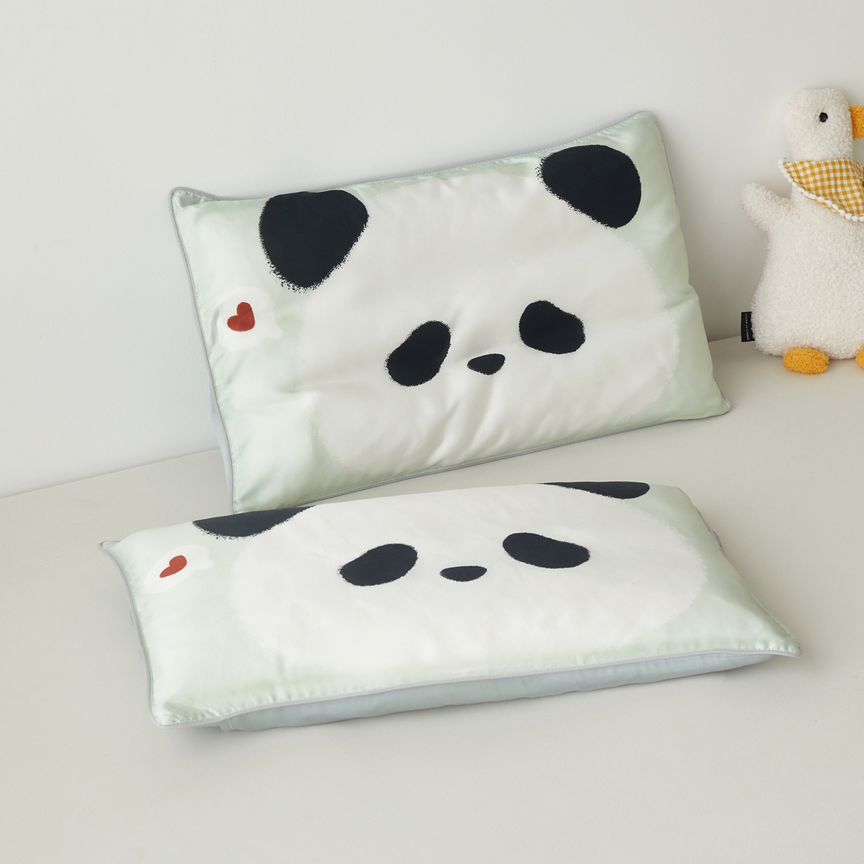 91家纺网 家纺一手货源 找家纺 荷马之梦 2026新款60s兰精天丝原创数码印花大版儿童枕套 西瓜熊猫