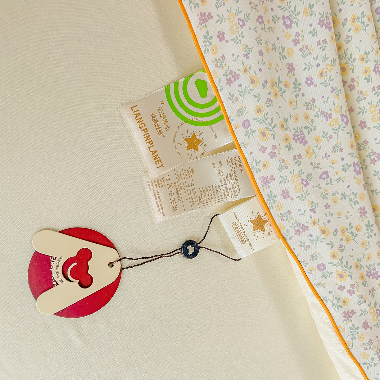 91家纺网 家纺一手货源 找家纺 富艺隆 2026新款A类水洗棉双层纱夏被空调被 皱皱纱夏凉被 小兔莉莉