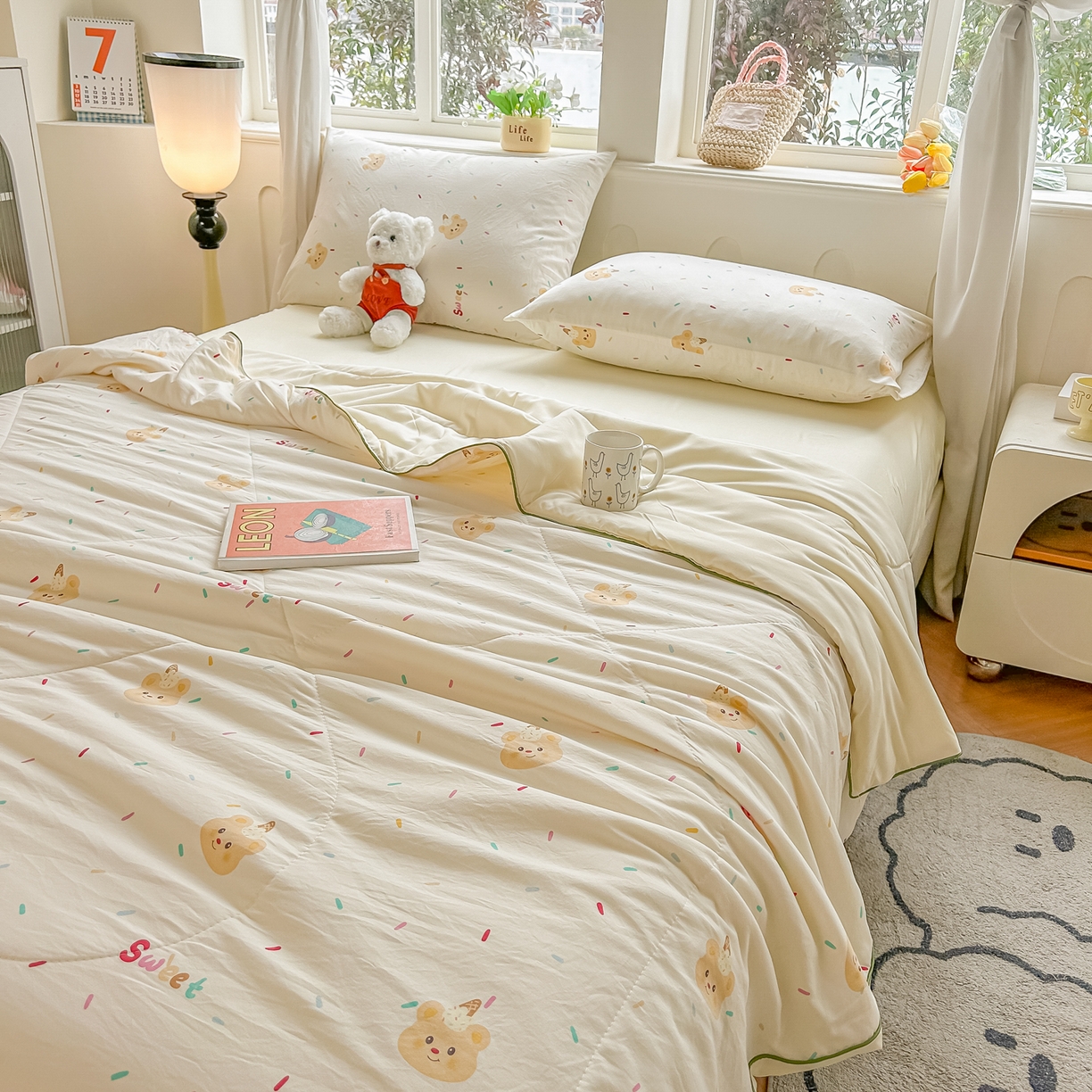 91家纺网 家纺一手货源 找家纺 富艺隆 2026新款A类水洗棉双层纱夏被空调被 皱皱纱夏凉被 小熊冰淇淋