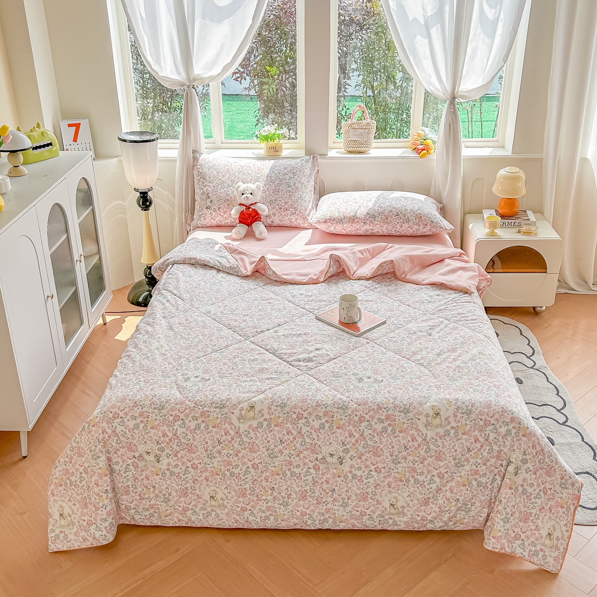 91家纺网 家纺一手货源 找家纺 富艺隆 2026新款A类水洗棉双层纱夏被空调被 皱皱纱夏凉被 幸运可爱兔