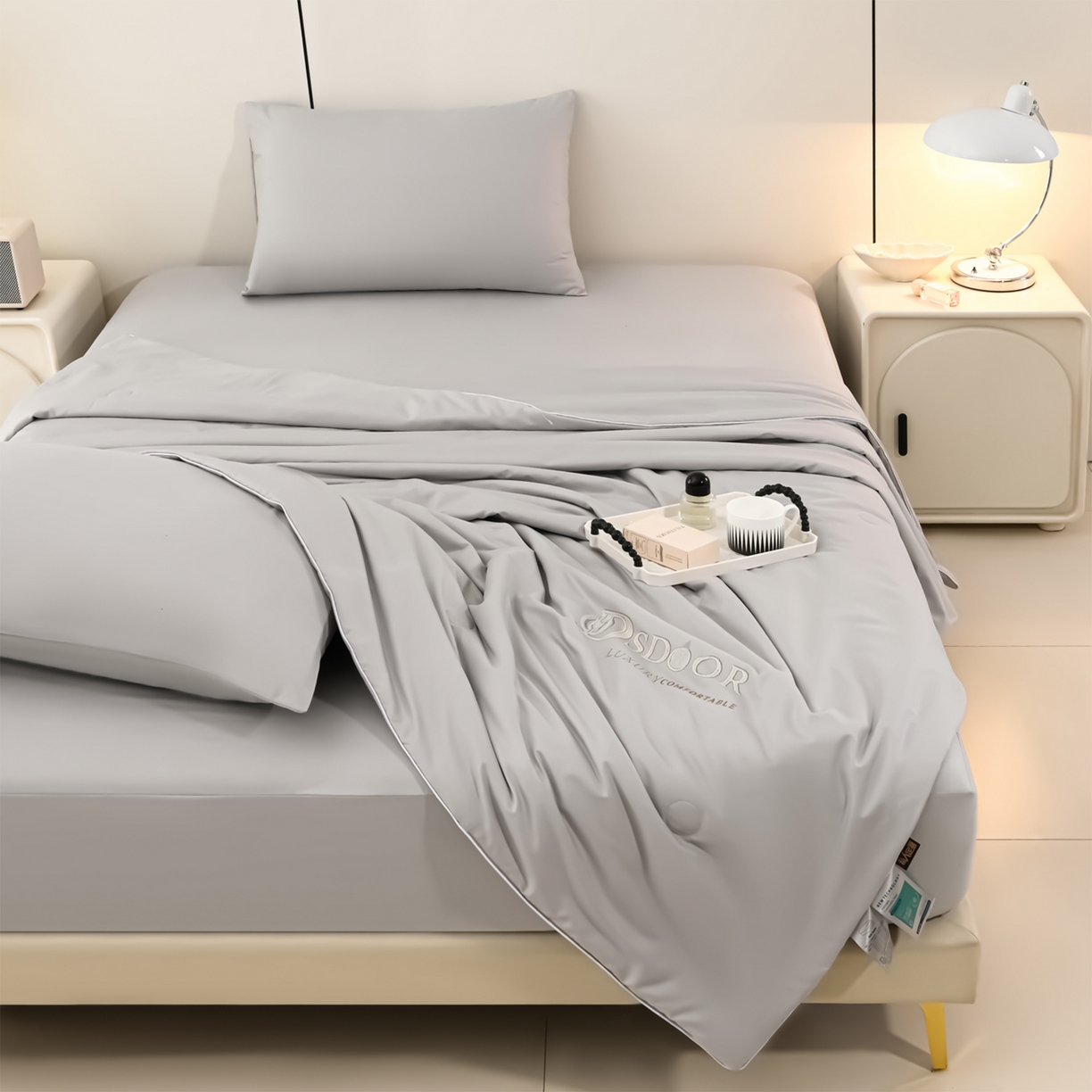 91家纺网 家纺一手货源 找家纺 预言家纺 2026新款水洗冰丝床笠款夏被四件套空调被跨境外贸床笠款 慕斯银灰