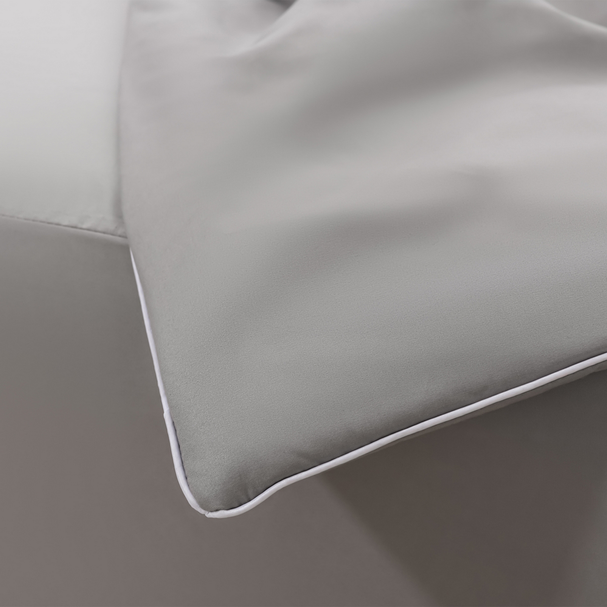 91家纺网 家纺一手货源 找家纺 预言家纺 2026新款水洗冰丝床笠款夏被四件套空调被跨境外贸床笠款 慕斯深灰