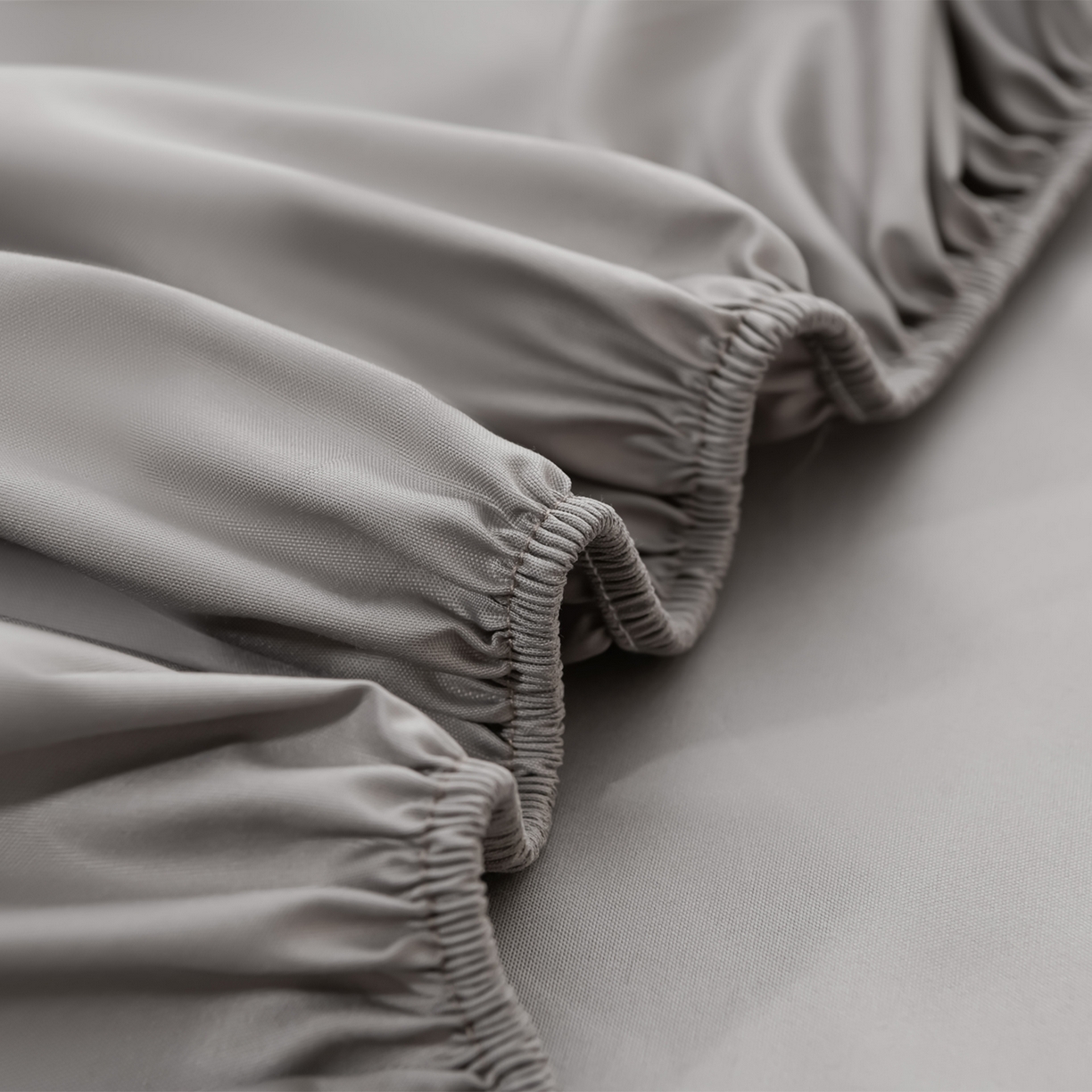 91家纺网 家纺一手货源 找家纺 预言家纺 2026新款水洗冰丝床笠款夏被四件套空调被跨境外贸床笠款 慕斯深灰