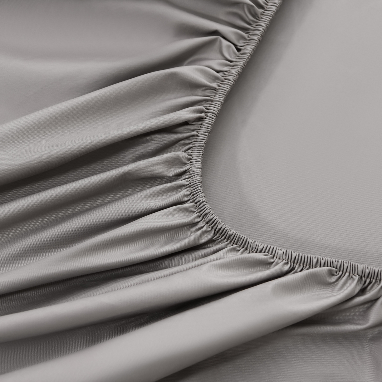 91家纺网 家纺一手货源 找家纺 预言家纺 2026新款水洗冰丝床笠款夏被四件套空调被跨境外贸床笠款 慕斯深灰