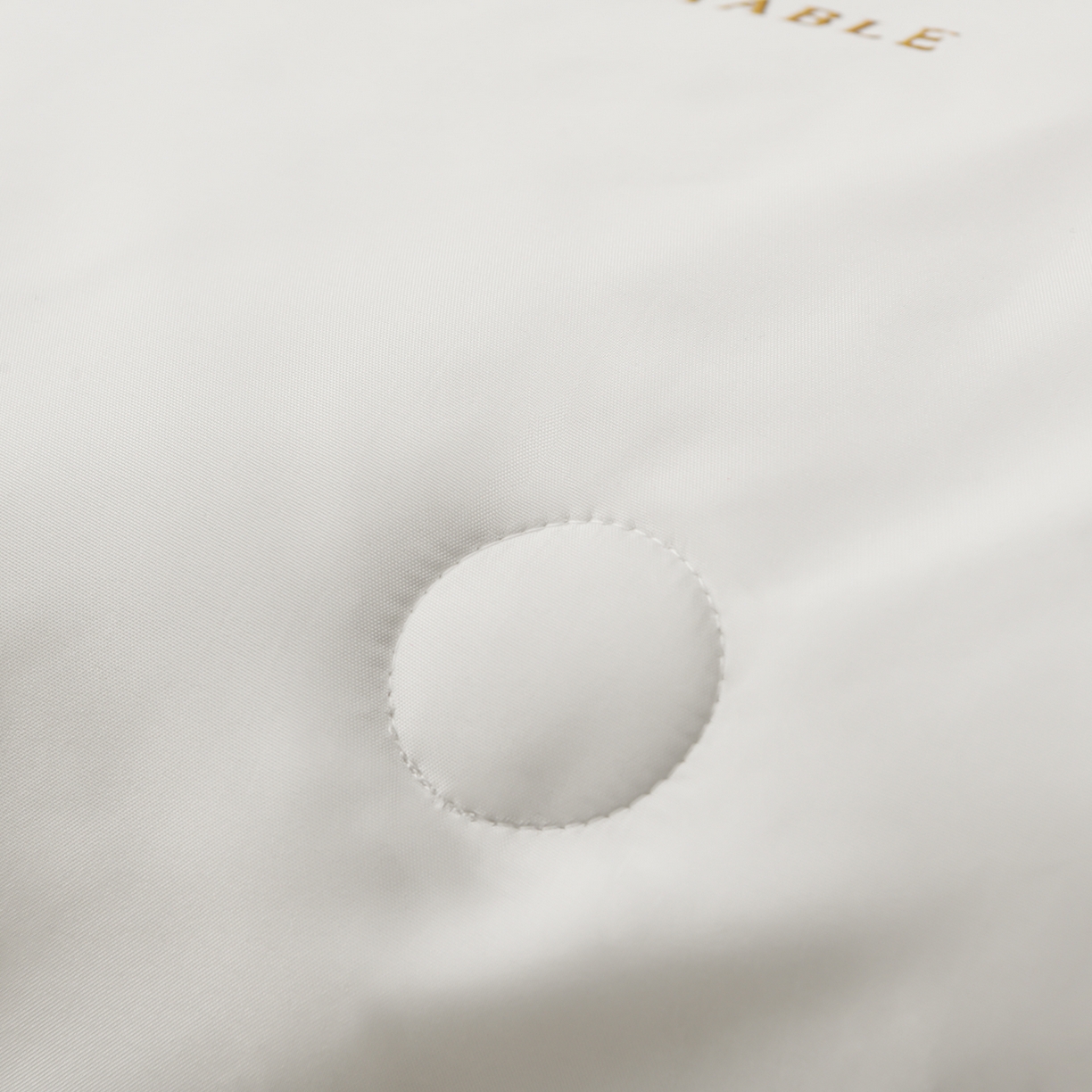 91家纺网 家纺一手货源 找家纺 预言家纺 2026新款水洗冰丝床笠款夏被四件套空调被跨境外贸床笠款 慕斯珍珠白