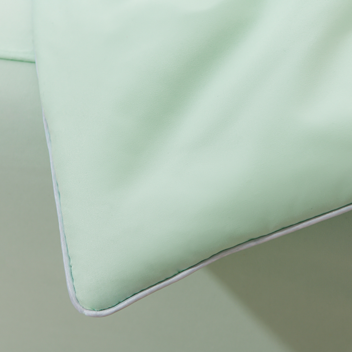 91家纺网 家纺一手货源 找家纺 预言家纺 2026新款水洗冰丝床笠款夏被四件套空调被跨境外贸床笠款 慕斯水绿