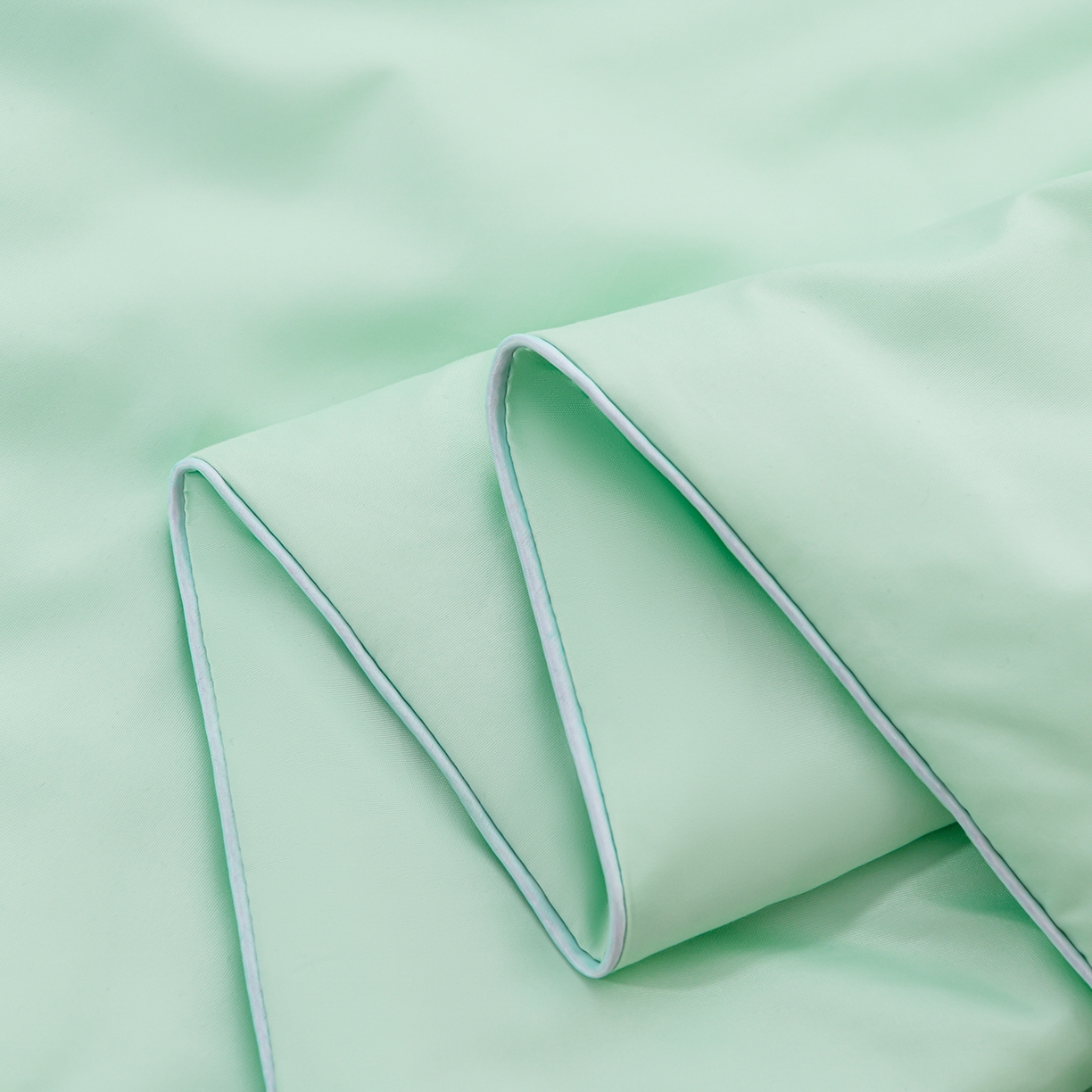 91家纺网 家纺一手货源 找家纺 预言家纺 2026新款水洗冰丝床笠款夏被四件套空调被跨境外贸床笠款 慕斯水绿