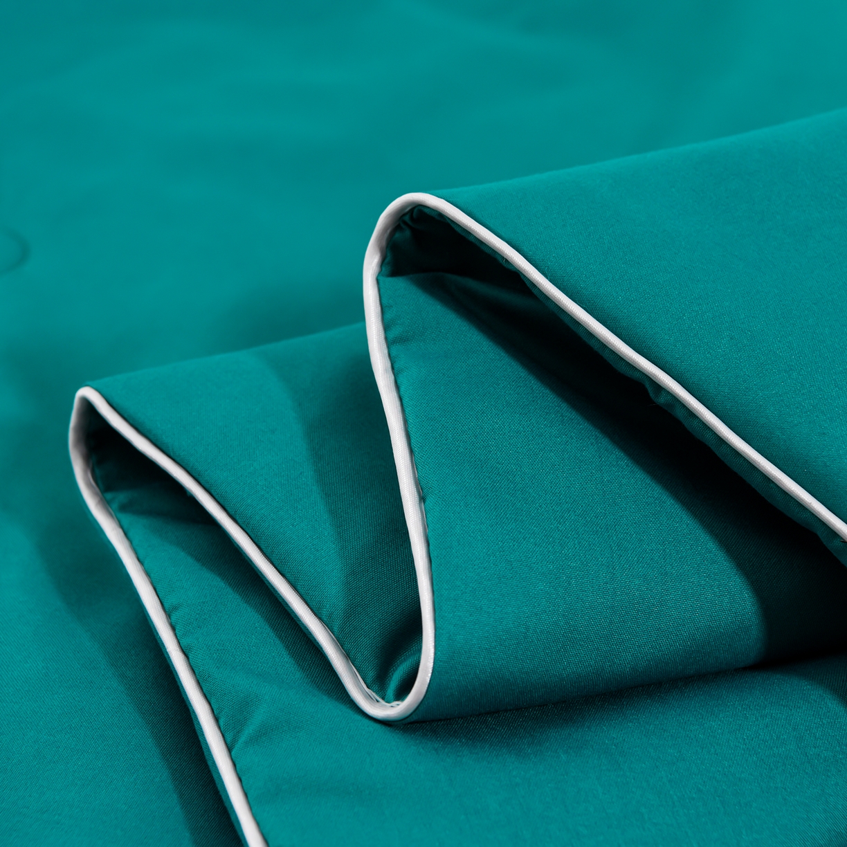 91家纺网 家纺一手货源 找家纺 预言家纺 2026新款水洗冰丝床笠款夏被四件套空调被跨境外贸床笠款 慕斯深兰