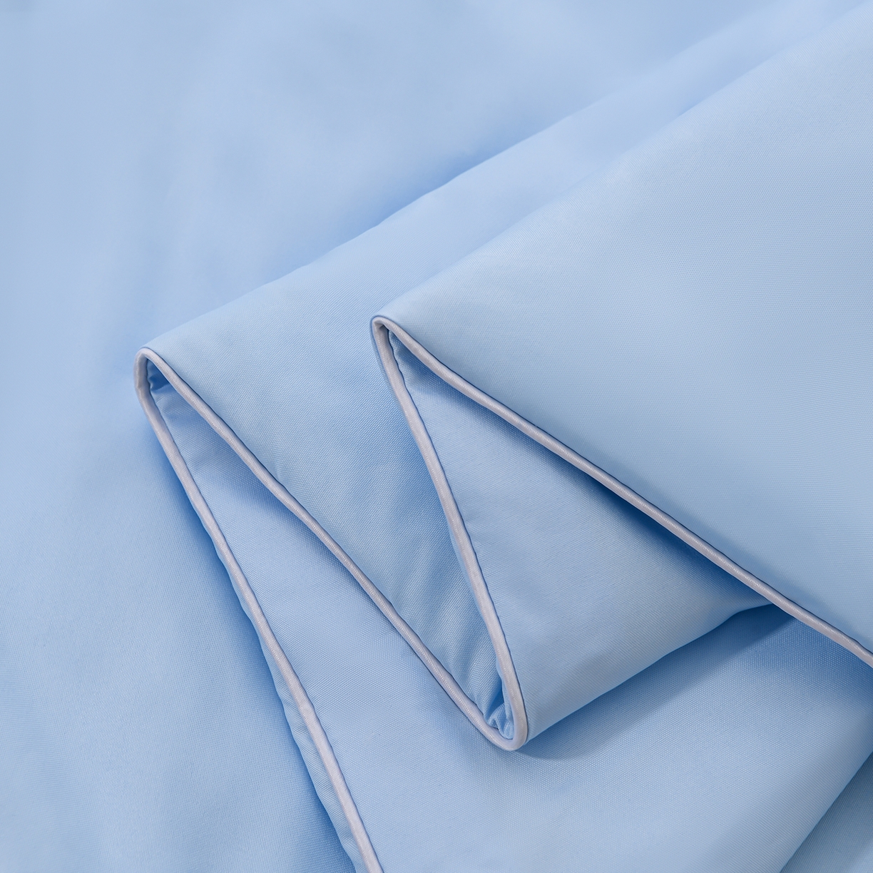 91家纺网 家纺一手货源 找家纺 预言家纺 2026新款水洗冰丝床笠款夏被四件套空调被跨境外贸床笠款 慕斯星空蓝