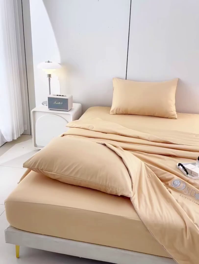 91家纺网 家纺一手货源 找家纺 预言家纺 2026新款水洗冰丝床笠款夏被四件套空调被跨境外贸床笠款 慕斯咖