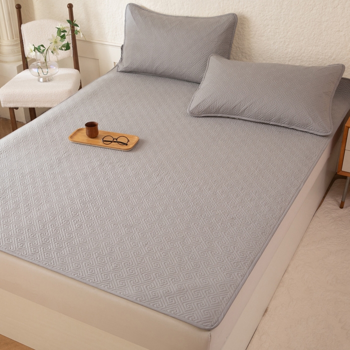 91家纺网 家纺一手货源 找家纺 （总）美达家纺 2026新款A类全棉纯色防水防滑床垫床盖