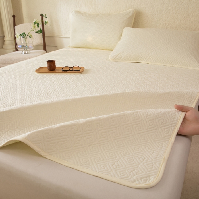 91家纺网 家纺一手货源 找家纺 美达家纺 2026新款A类全棉纯色防水防滑床垫床盖 防水-米白