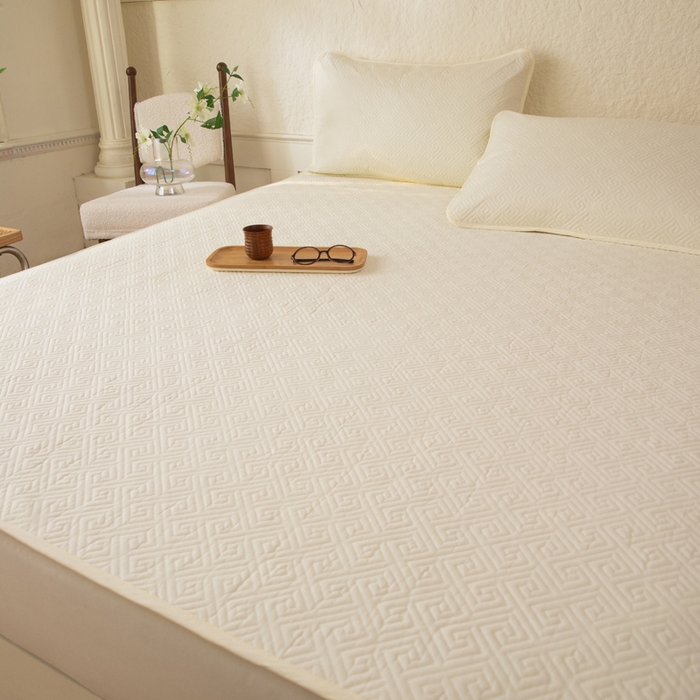 91家纺网 家纺一手货源 找家纺 美达家纺 2026新款A类全棉纯色防水防滑床垫床盖 防水-米白