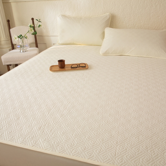 91家纺网 家纺一手货源 找家纺 美达家纺 2026新款A类全棉纯色防水防滑床垫床盖 防水-米白