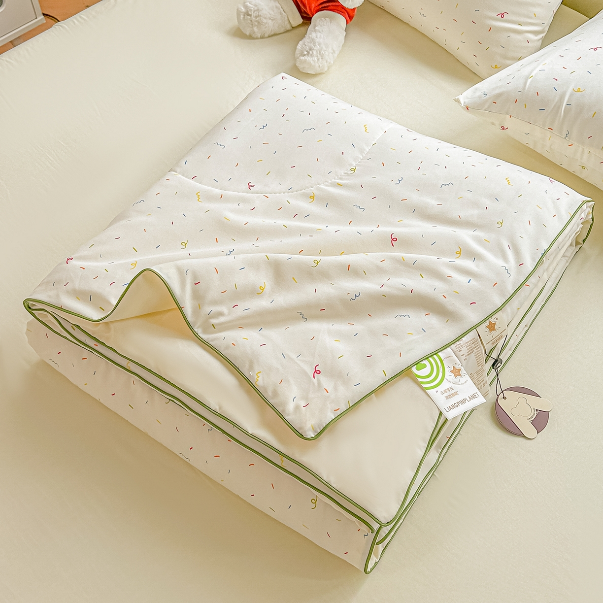 91家纺网 家纺一手货源 找家纺 富艺隆 2026新款A类水洗棉双层纱夏被空调被 皱皱纱夏凉被 芝士碎