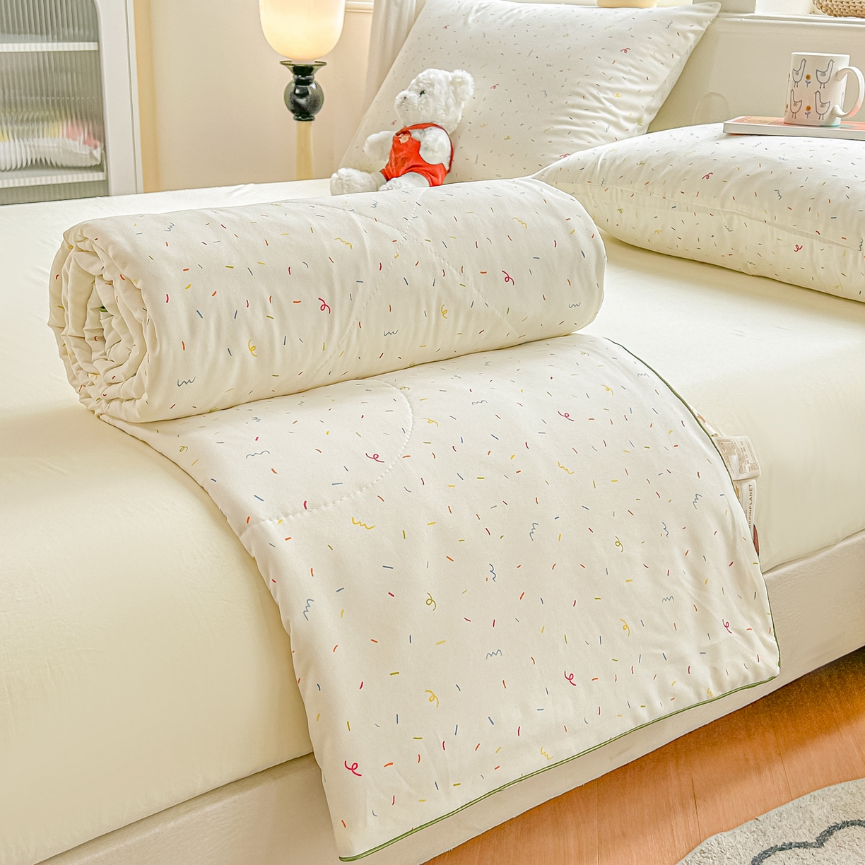 91家纺网 家纺一手货源 找家纺 富艺隆 2026新款A类水洗棉双层纱夏被空调被 皱皱纱夏凉被 芝士碎