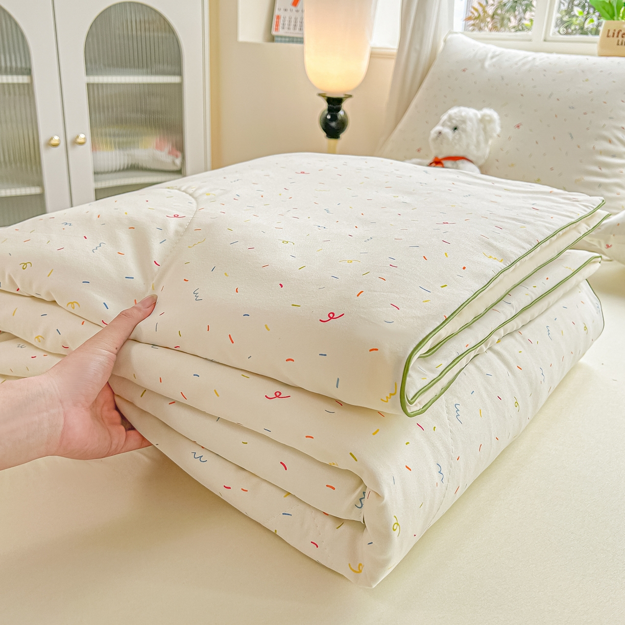 91家纺网 家纺一手货源 找家纺 富艺隆 2026新款A类水洗棉双层纱夏被空调被 皱皱纱夏凉被 芝士碎