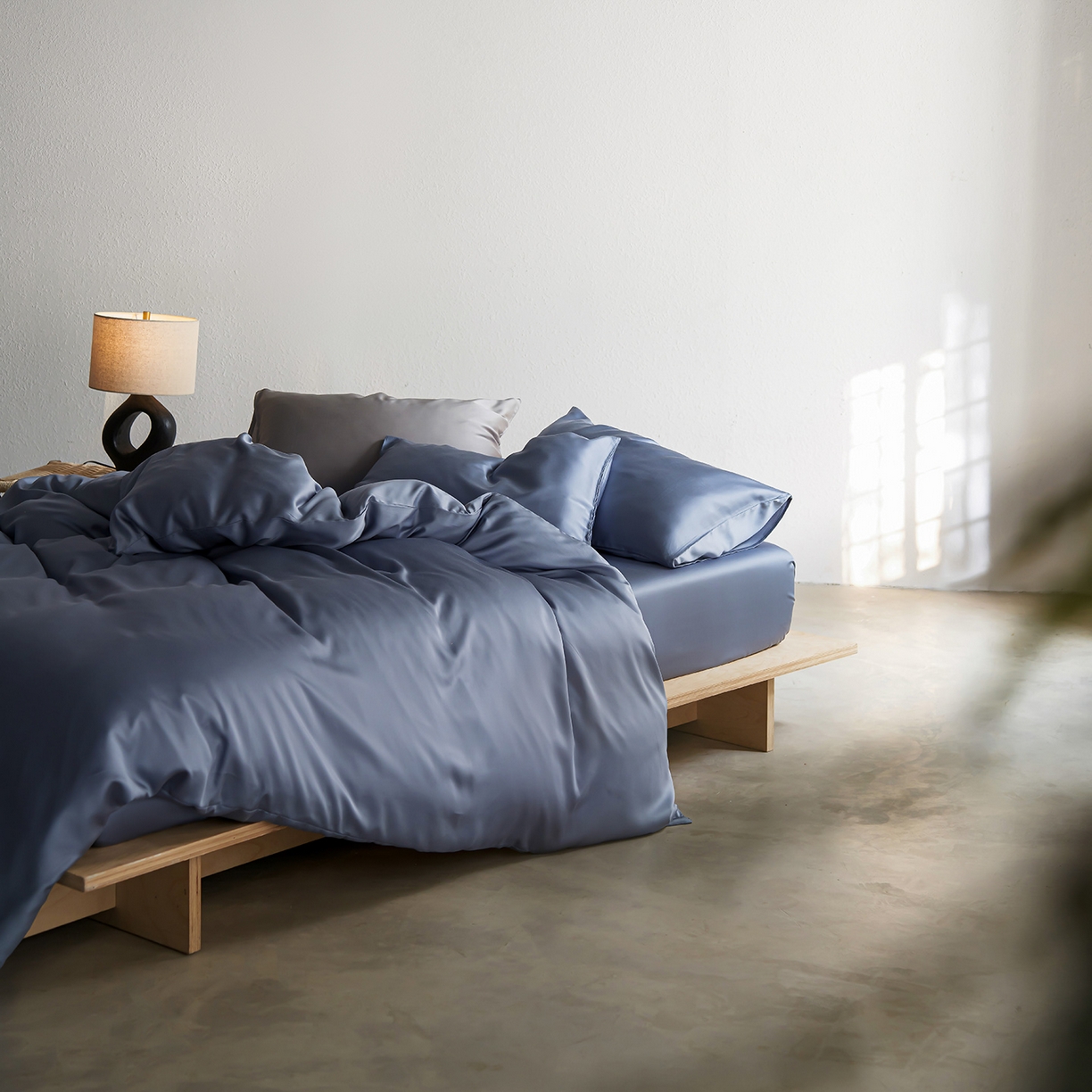 91家纺网 家纺一手货源 找家纺 轩和家居 2026新款60支奥地利兰精天丝四件套 劳伦蓝