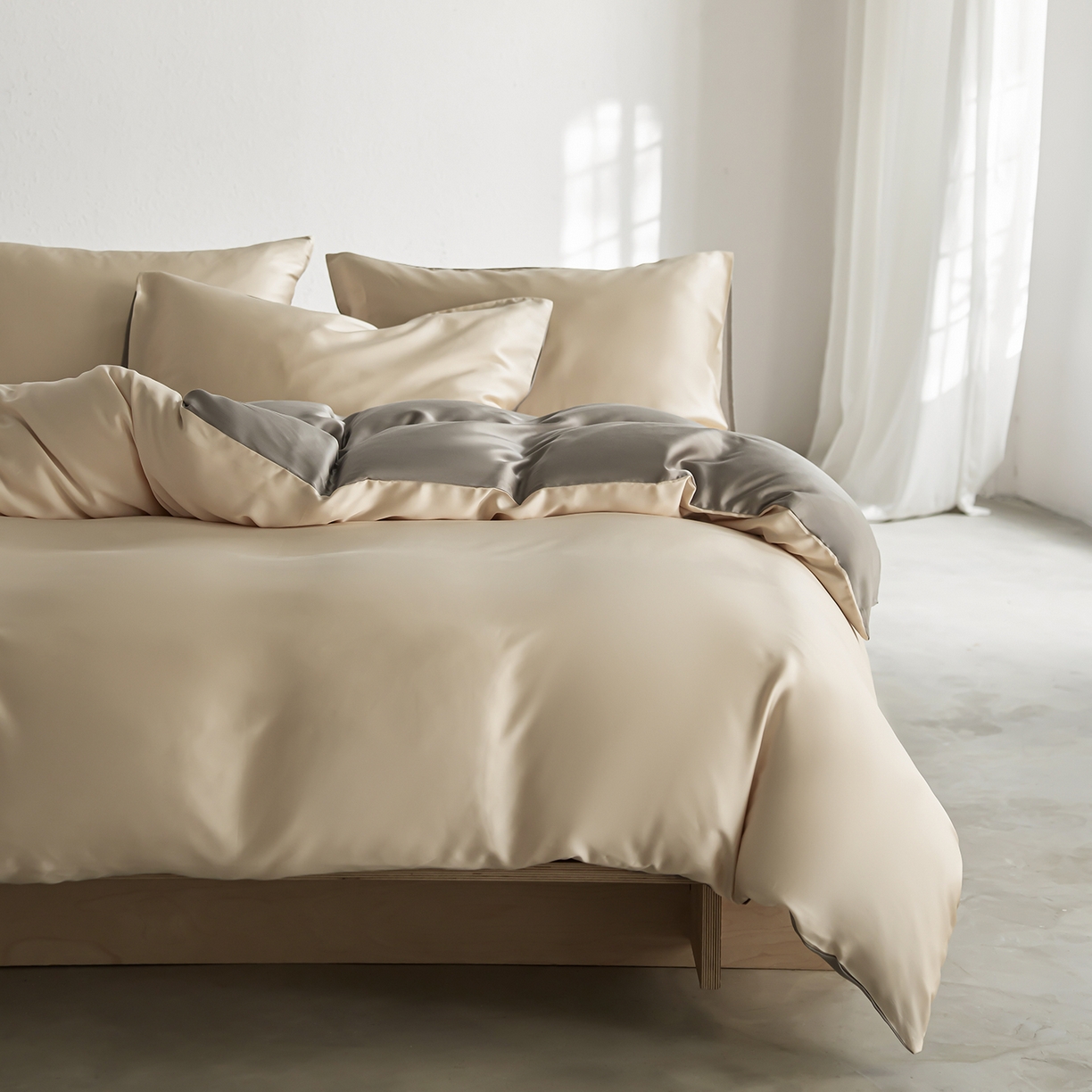 91家纺网 家纺一手货源 找家纺 轩和家居 2026新款60支奥地利兰精天丝四件套 奶酪黄+伯爵灰